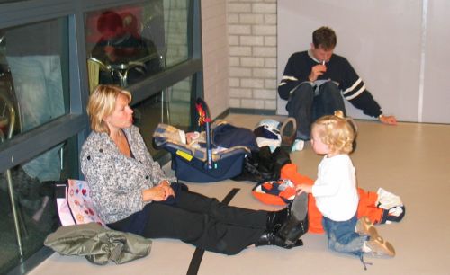Dames-1 promoveert 2004