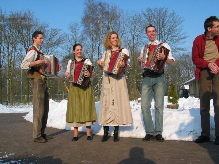 Accordeon en Harmonica treffen in Dúndelle 2005
