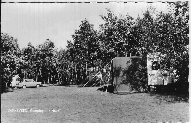 BAKKEVEEN, Camping ,, ’t Hout ”