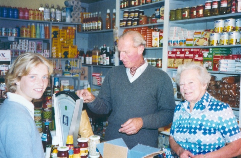 in de winkel bij Sofie de Jong