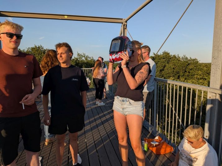 Zonsverduistering vanaf uitkijktoren
