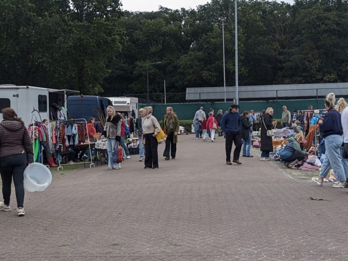 Impressie vlooienmarkt 19 september