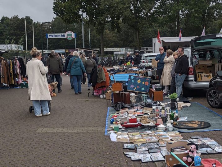 Impressie vlooienmarkt 19 september